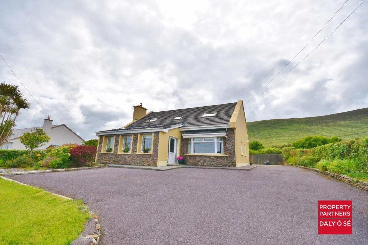 Sheelagh'S Kitchen Guest House Ballyferriter Exterior photo